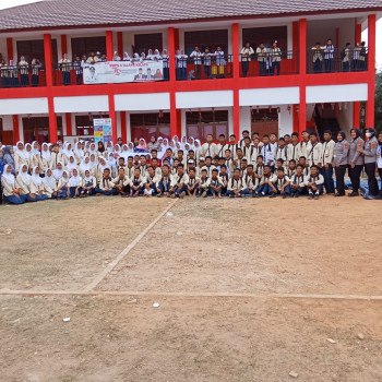 Sosialisasi Bersama Kapolsek Talang Kelapa di SMPN 6 Talang 